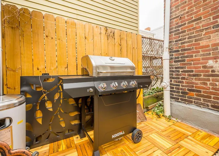 Holiday home Double Living, Yard, Bbq, Massage & South Side Fun Pittsburgh